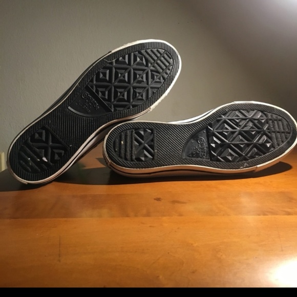 Dark night Gotham city hi top converse - Picture 2 of 6